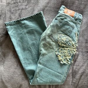 Y2K low/ mid rise jeans
